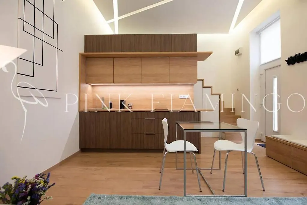 Modern Loft-Style Apartment - Pink Flamingo Budapest 0*,  Hungary